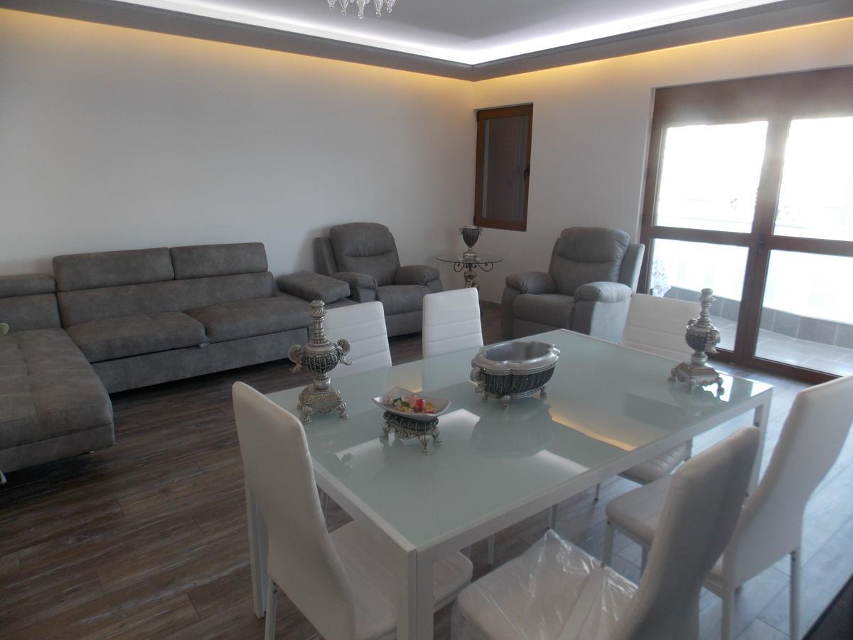 Alfred Apartment *